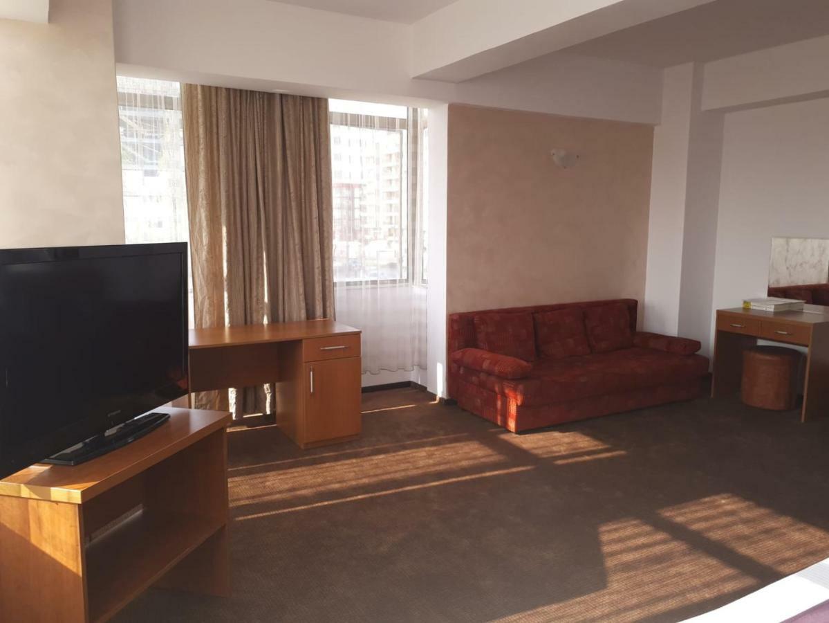 Hotel Flormang Krajowa Zewnętrze zdjęcie